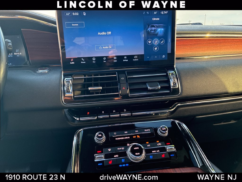 Certified 2023 Lincoln Navigator 4WD image 19