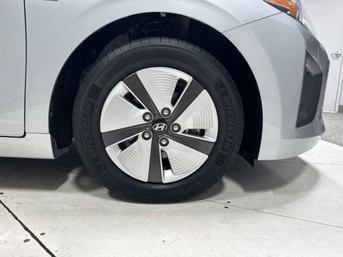 Used 2020 Hyundai Ioniq Blue FWD image 10