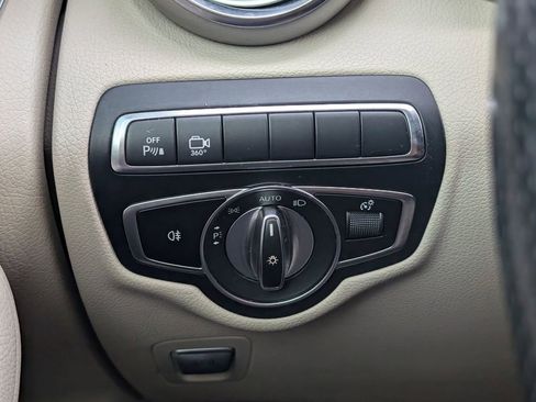 Certified 2018 Mercedes-Benz GLC 300 4MATIC image 22