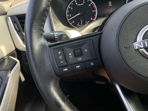 Used 2023 Nissan Rogue SV w/ SV Premium B Package AWD/4WD image 38