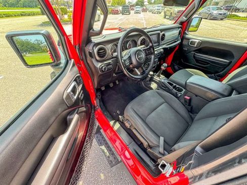 Used 2020 Jeep Wrangler Sport AWD/4WD image 10