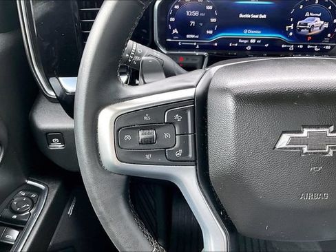 Used 2024 Chevrolet Silverado 1500 LT Trail Boss w/ LT Trail Boss Premium Package AWD/4WD image 19
