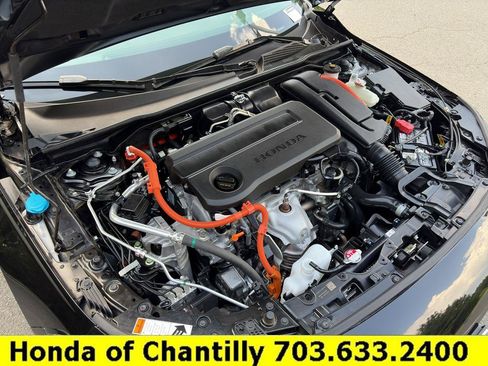 Certified 2025 Honda Civic Sport image 33