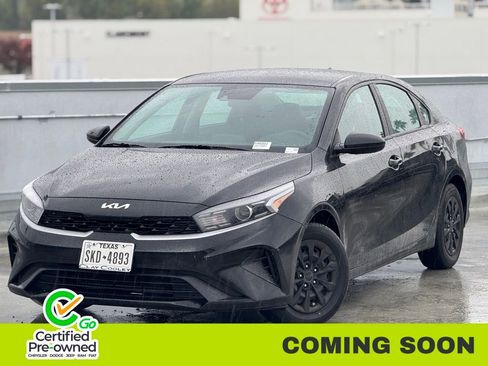 Used 2023 Kia Forte LX image 1