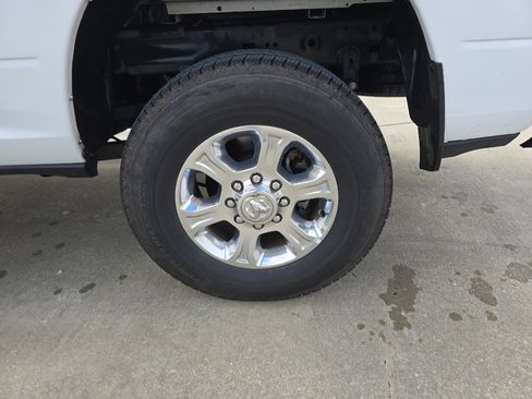 Used 2024 RAM 2500 Big Horn image 12