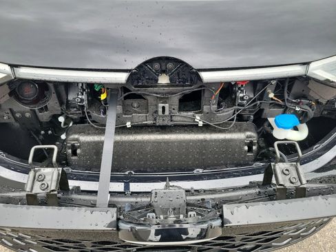 New 2025 Volkswagen ID. Buzz Pro S image 16