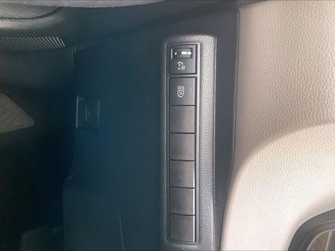 Used 2023 Toyota Corolla LE FWD image 31