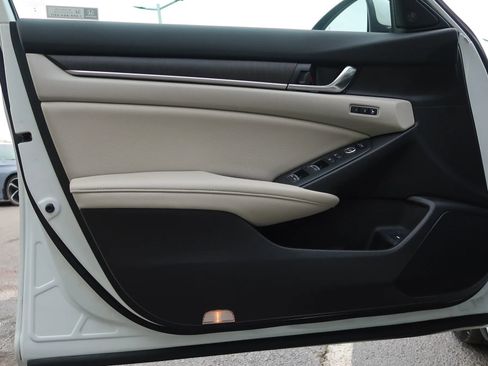Used 2021 Honda Accord EX-L image 44