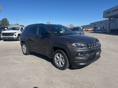 Used 2024 Jeep Compass Latitude w/ Convenience Group