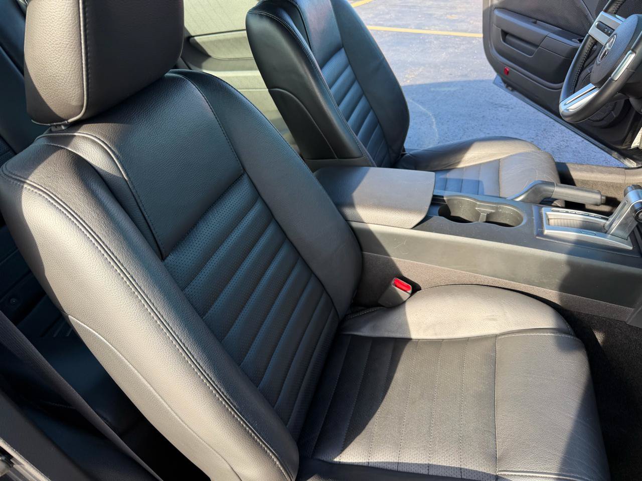 Used 2007 Ford Mustang GT RWD image 34