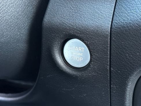 Used 2022 Nissan Frontier S image 21