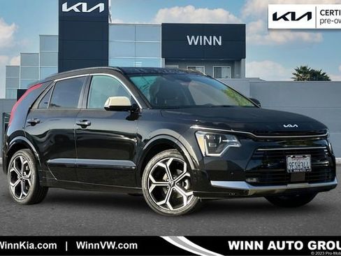 Certified 2023 Kia Niro SX Touring image 1