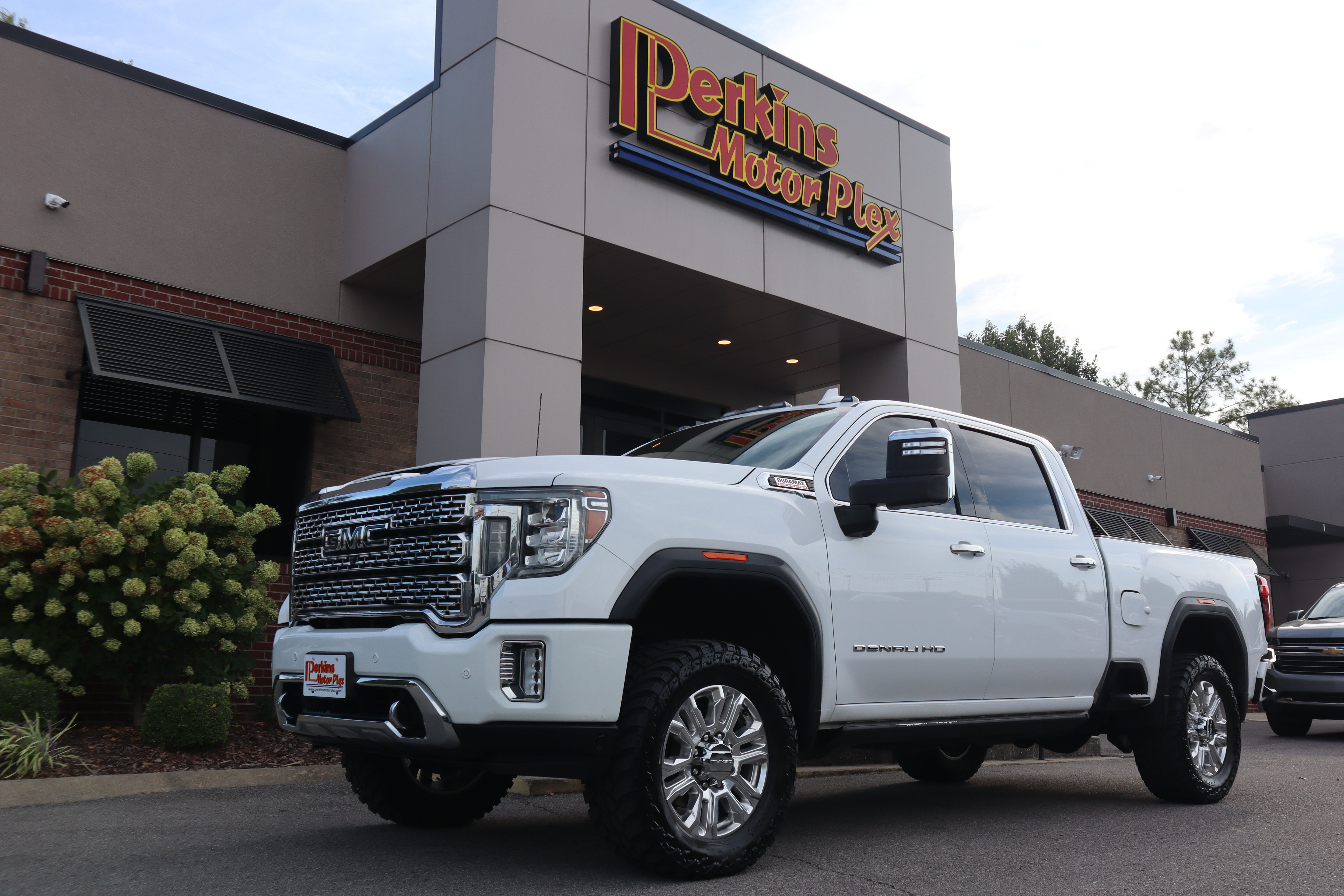Used 2020 GMC Sierra 2500 Denali w/ Denali Ultimate Package AWD/4WD image 34