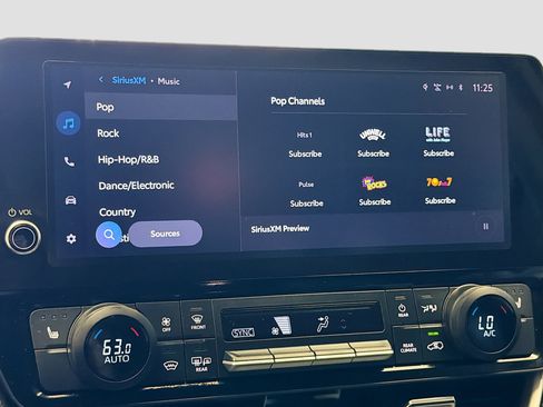 Used 2024 Toyota Grand Highlander XLE image 9