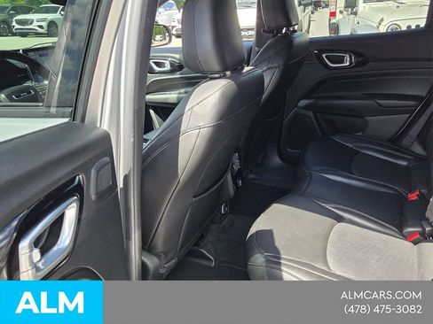 Used 2022 Jeep Compass High Altitude AWD/4WD image 8