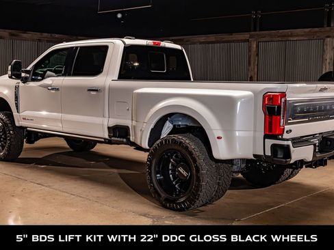 Used 2024 Ford F350 Platinum image 6