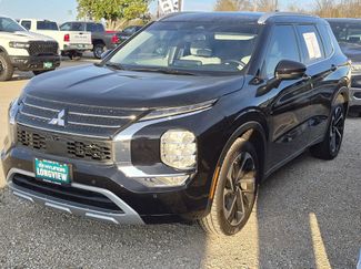 Used 2024 Mitsubishi Outlander SEL video 3