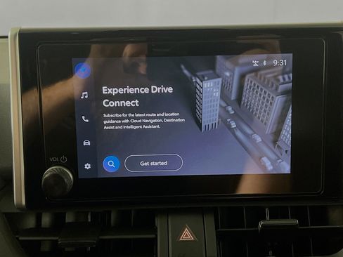 Used 2025 Toyota RAV4 XLE image 27