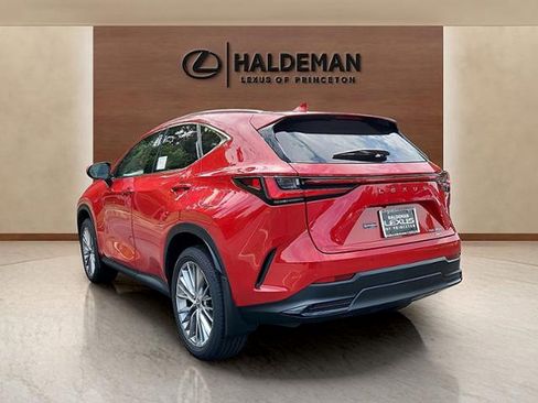 Used 2025 Lexus NX 350 AWD w/ Accessory Package (2T) image 3