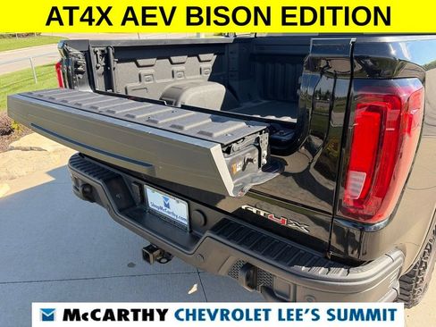 Used 2023 GMC Sierra 1500 AT4X w/ AT4X AEV Edition AWD/4WD image 18
