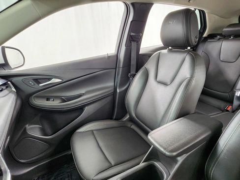 Used 2024 Buick Encore GX Sport Touring FWD image 13