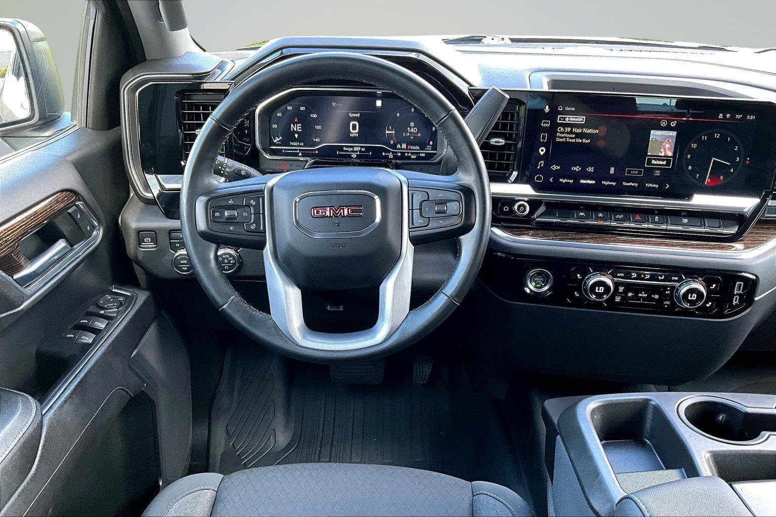 Used 2023 GMC Sierra 1500 Elevation AWD/4WD image 6