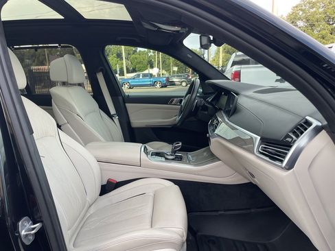 Used 2020 BMW X5 M50i w/ Executive Package AWD/4WD image 23