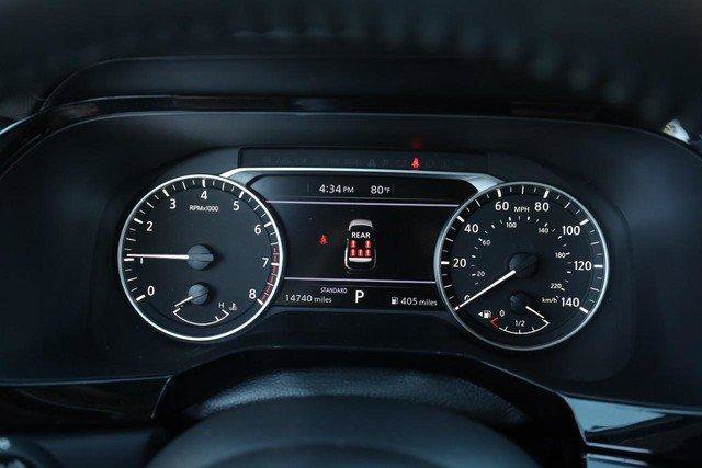 Certified 2025 Nissan Pathfinder SV w/ SV Premium Package FWD image 12
