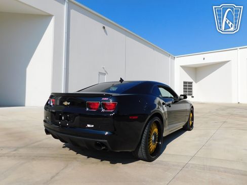 Used 2013 Chevrolet Camaro SS w/ RS Package RWD image 25