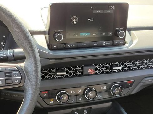 Certified 2023 Honda Accord EX image 25