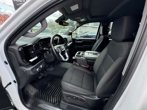 Used 2023 GMC Sierra 1500 Elevation AWD/4WD image 9