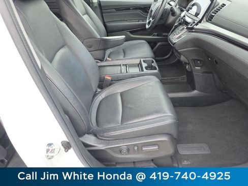 Certified 2023 Honda Odyssey Touring image 24