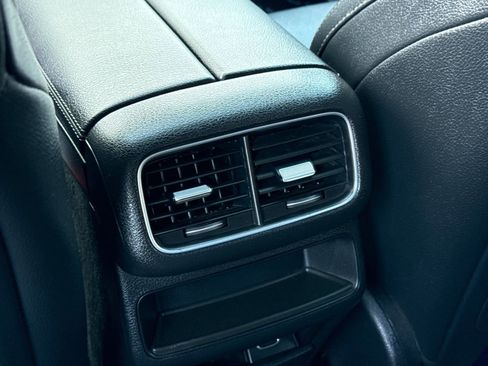 Used 2022 Mercedes-Benz GLE 350 4MATIC image 13