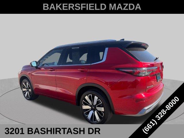 Used 2025 Mitsubishi Outlander SEL FWD image 3
