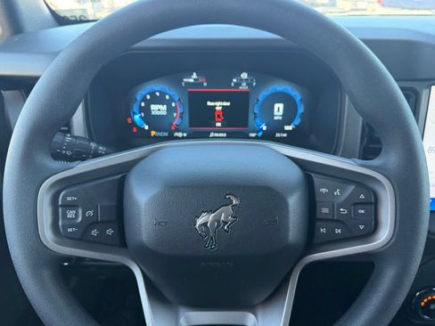 New 2025 Ford Bronco 4-Door AWD/4WD image 25