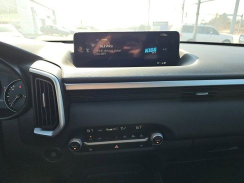 Used 2025 MAZDA CX-50 AWD 2.5 S w/ Preferred Package image 10