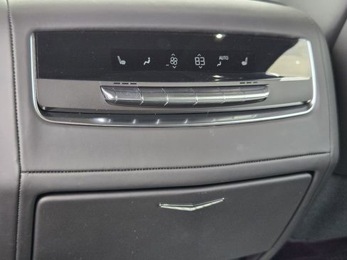 New 2026 Cadillac Escalade ESV Platinum Sport AWD/4WD image 37
