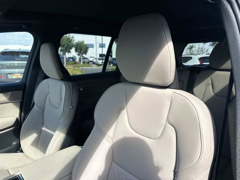 New 2026 Volvo XC90 B6 Plus w/ Protection Package Premier image 15