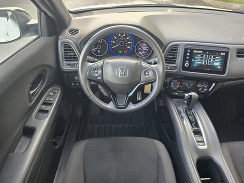 Used 2022 Honda HR-V Sport image 14