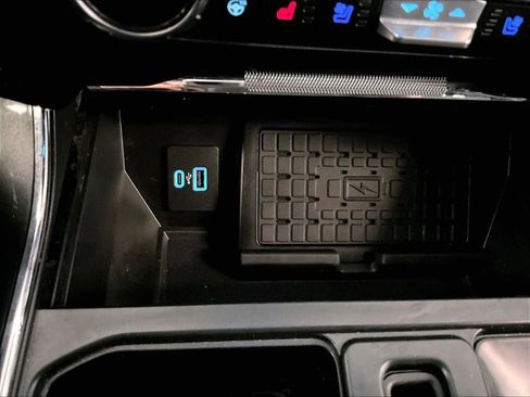 Certified 2023 Ford F150 Lariat w/ Equipment Group 502A High image 31