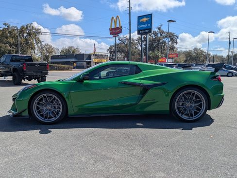 Used 2026 Chevrolet Corvette Z06 RWD image 5