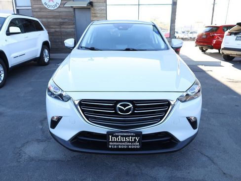 Used 2019 MAZDA CX-3 Touring w/ Preferred Equipment Package FWD image 3