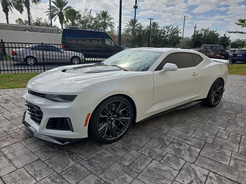 Used 2018 Chevrolet Camaro ZL1 image 6