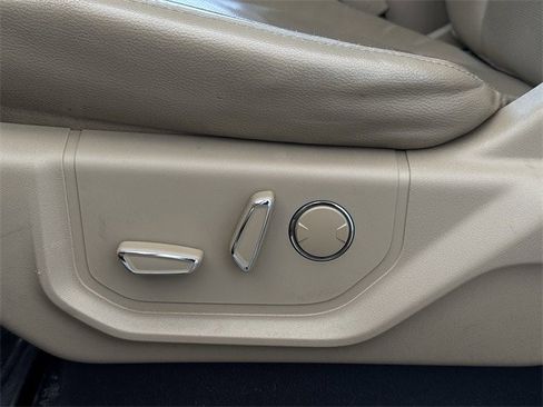 Used 2016 Ford F150 Lariat image 30