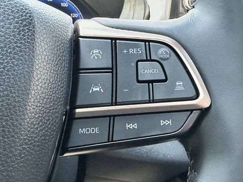 Used 2026 Toyota Grand Highlander AWD Hybrid image 46