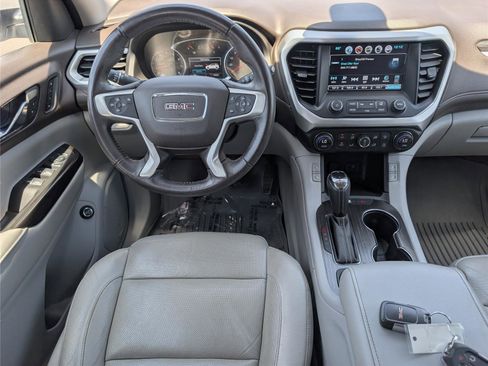 Used 2017 GMC Acadia SLT FWD image 27