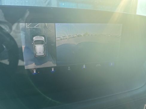 Used 2025 Buick Encore GX Sport Touring w/ Advanced Technology Package FWD image 9