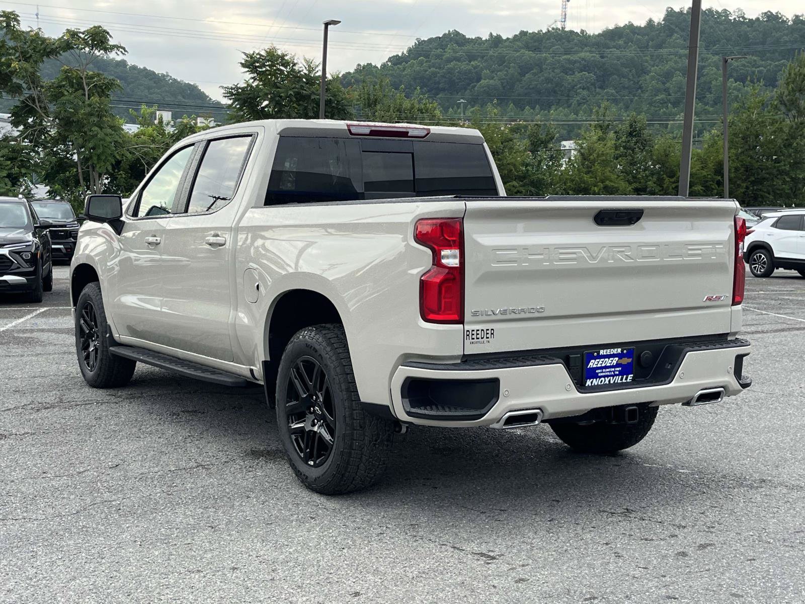 New 2026 Chevrolet Silverado 1500 RST w/ RST All Star Premium Package AWD/4WD image 7