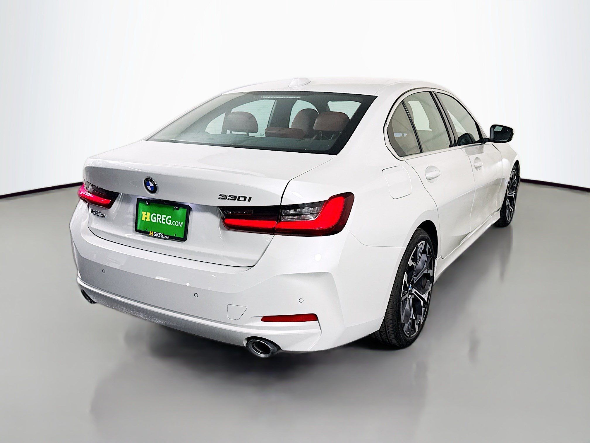 Used 2026 BMW 330i Sedan RWD image 10