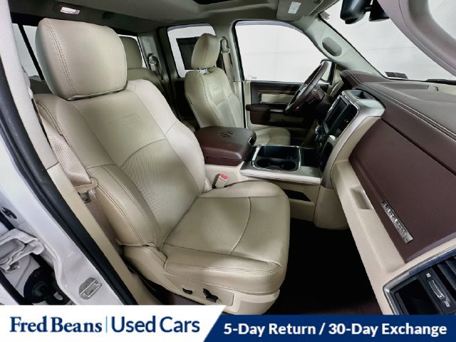 Used 2016 RAM 1500 Laramie w/ Convenience Group AWD/4WD image 34